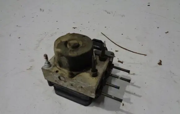 Toyota Auris E180 ABS Pump