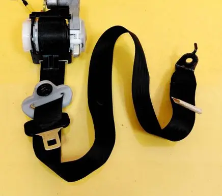 Mazda 5 Front seatbelt T89334T
