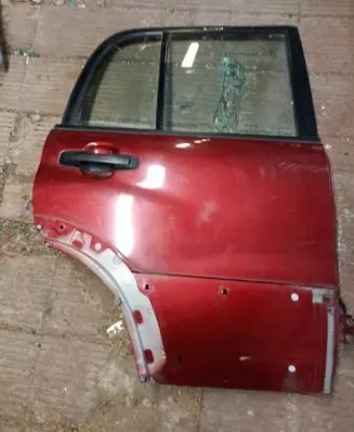 Suzuki Grand Vitara I Rear door
