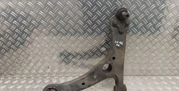Toyota Corolla Verso E121 Front lower control arm/wishbone