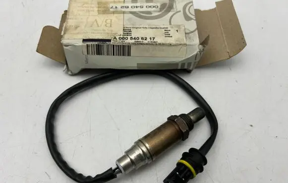 Mercedes-Benz E W210 Lambda probe sensor A0005406217
