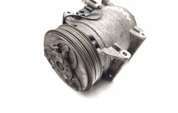 Volvo XC70 Air conditioning (A/C) compressor (pump) 8684287 8708581