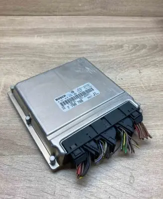 Opel Omega B2 Engine control unit/module ECU 7788788 0281010870 WithPlug