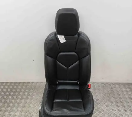 Porsche Cayenne (92A) Front passenger seat 95852178000 95852177200