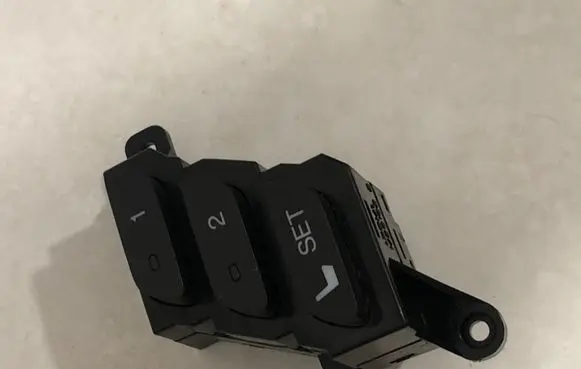Honda CR-V Seat memory switch M391022 M39102 39102