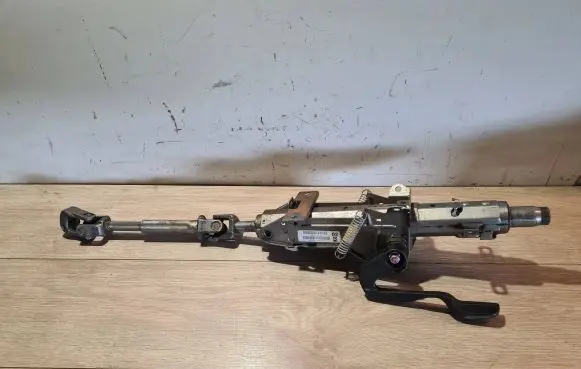 Volkswagen Golf VI Steering wheel axle 1k2419502bb