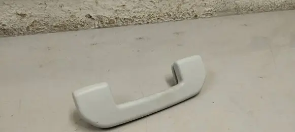 Opel Grandland X Front interior roof grab handle