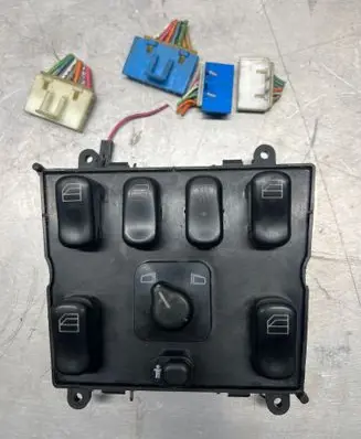 Mercedes-Benz ML W163 Electric window control switch A1638206610