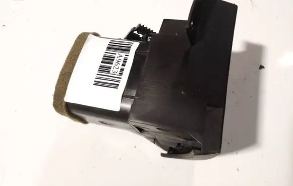 Opel Astra G Dash center air vent grill