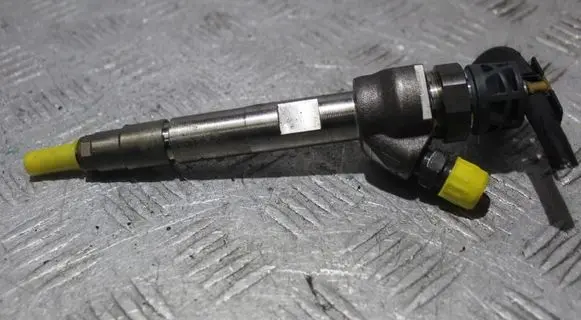 BMW 3 F30 F35 F31 Fuel injector 8514146
