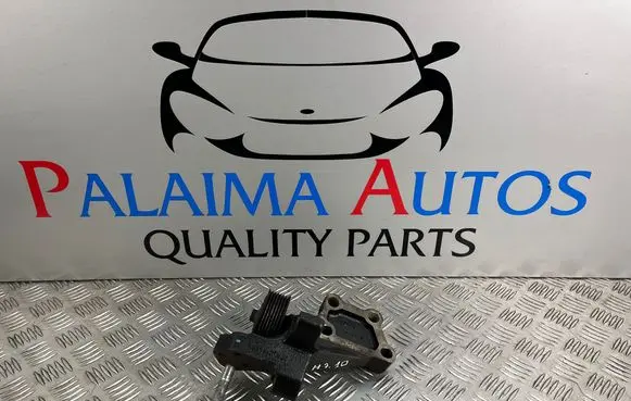Toyota Verso Engine mounting bracket 123150R020