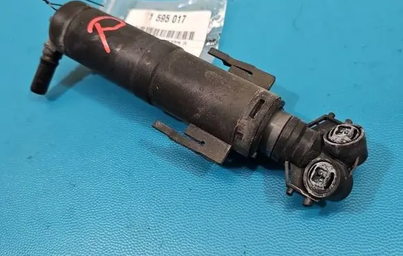 BMW X1 E84 Headlight washer spray nozzle 7321892 IMPRK1595017