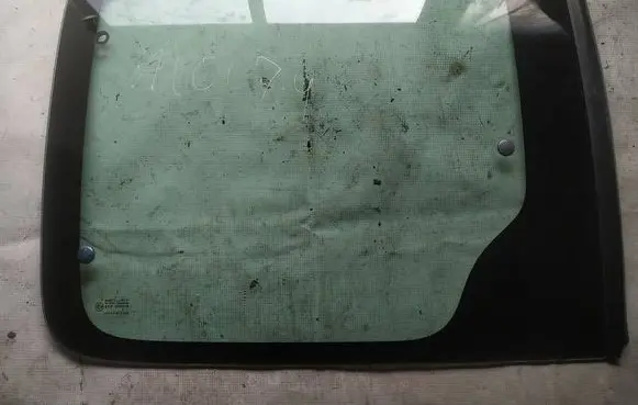 Citroen Berlingo Rear side window as2