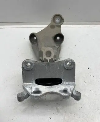 Dacia Spring Engine mount bracket 112213137R