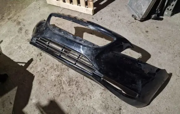 Volvo V40 Front bumper