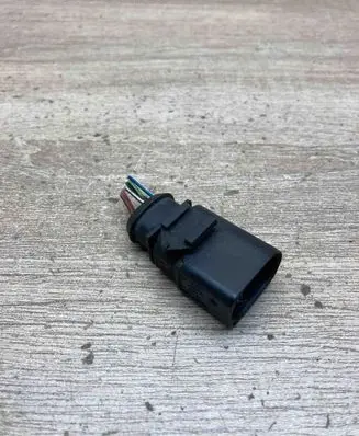 Volkswagen Golf VI Plug wire 1J0973814