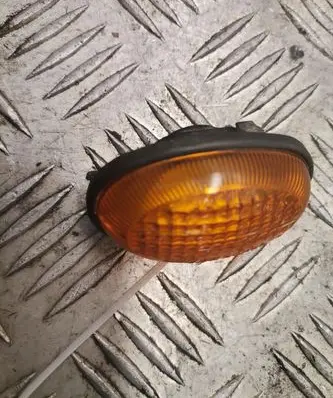 Hyundai Accent Front fender indicator light 92303220