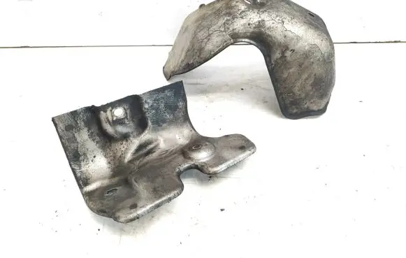 Nissan Pathfinder R51 Heat shield in engine bay 