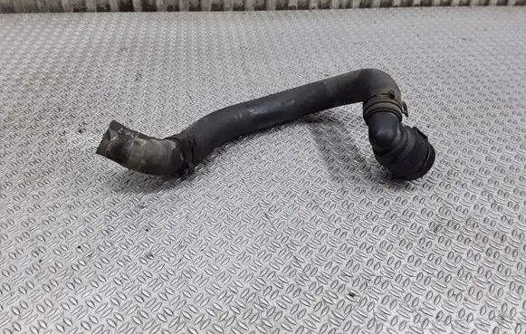 Volkswagen Touran I Engine coolant pipe/hose 1K0122291H
