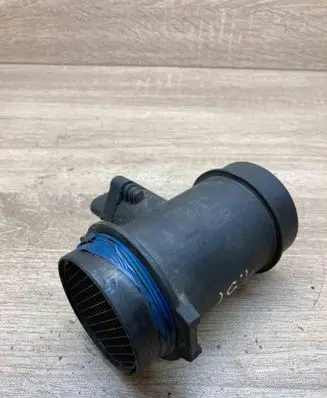 BMW 3 E46 Mass air flow meter 1433565 0280217124