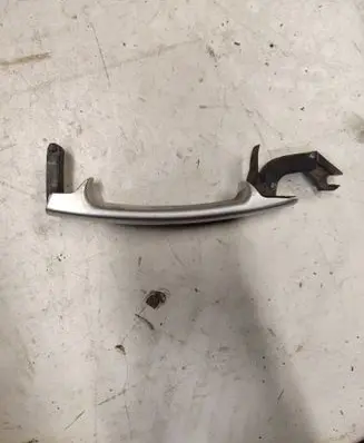 Volkswagen PASSAT B5.5 Front door exterior handle 3B0837207