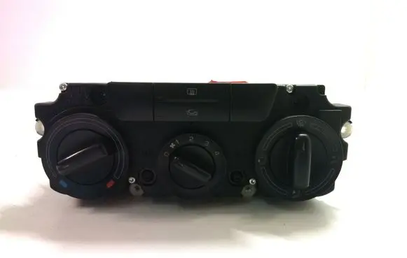 Volkswagen Golf IV Climate control unit