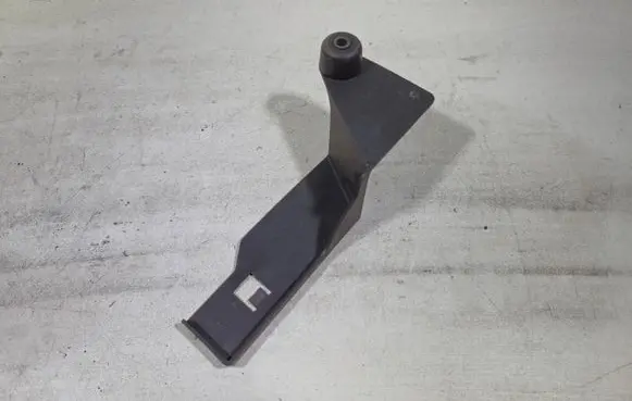 Mercedes-Benz Sprinter W906 Radiator mount bracket A9065051188 9065051188