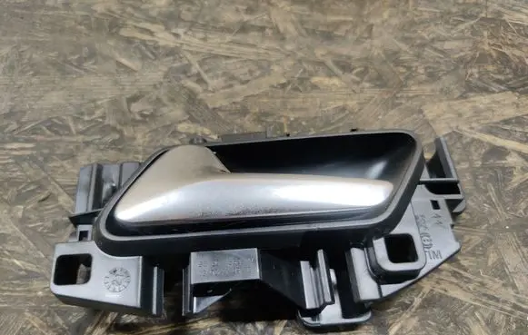 Opel Mokka B Front door interior handle 98201553VV