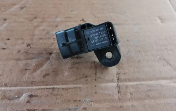 Fiat 500 Air pressure sensor 0261230268 55219296