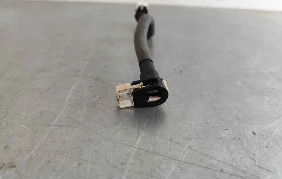 Volvo S90, V90 Fuel line pipe 31372389