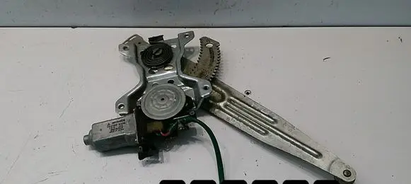 Mitsubishi Pajero Sport I Front door window regulator with motor MR144538