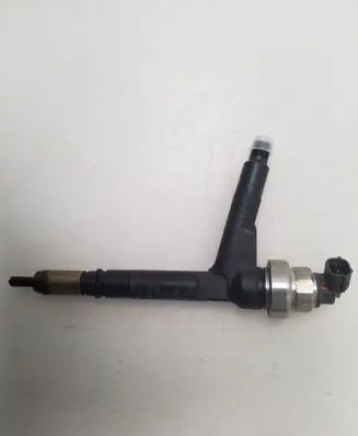 Opel Astra H Fuel injector 8973138612
