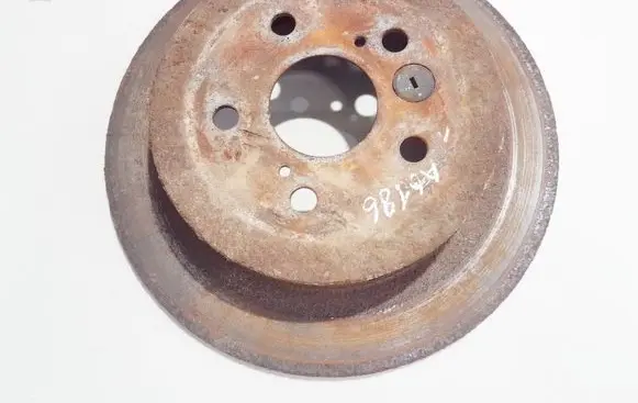 Toyota RAV 4 (XA20) Rear brake disc neventiliuojamas