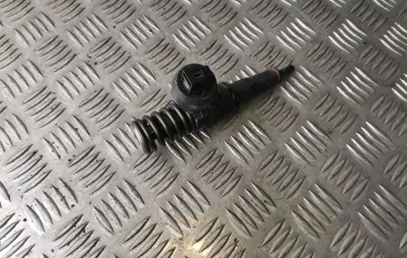 Fuel injector