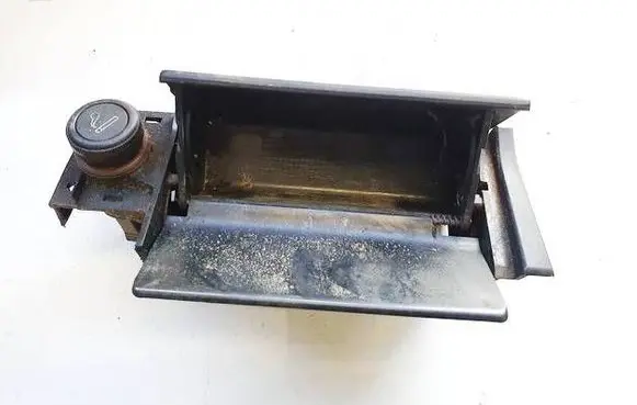 Car ashtray