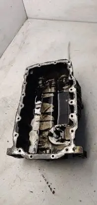 Volkswagen PASSAT B6 Oil sump 03g103603