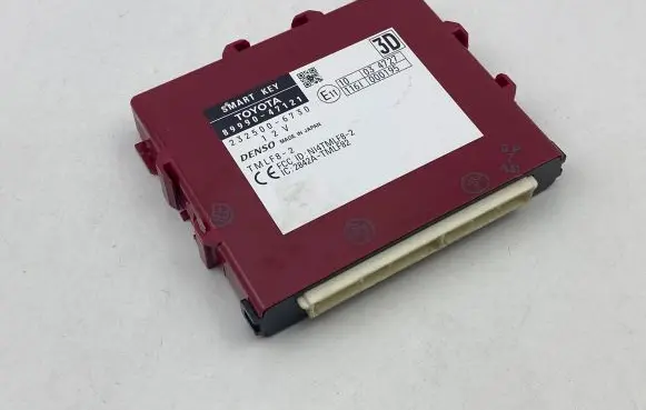 Toyota Prius+ (ZVW40) Other control units/modules 8999047121 2325006730