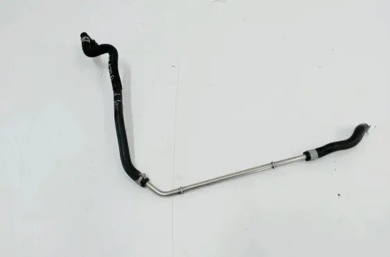 Volkswagen Golf VII Engine coolant pipe/hose 04E133723CB