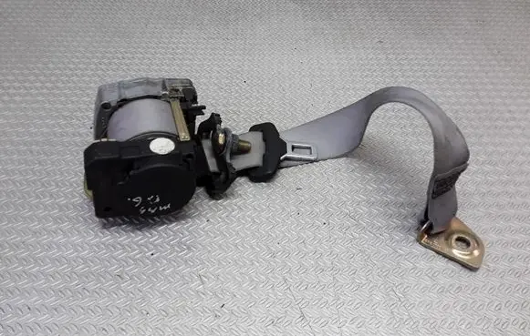 Mercedes-Benz S W220 Rear seatbelt 00064577