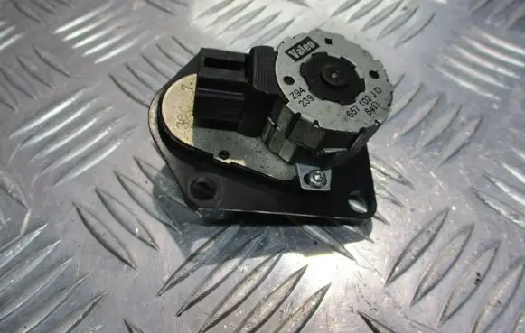 Peugeot 607 Central body control module