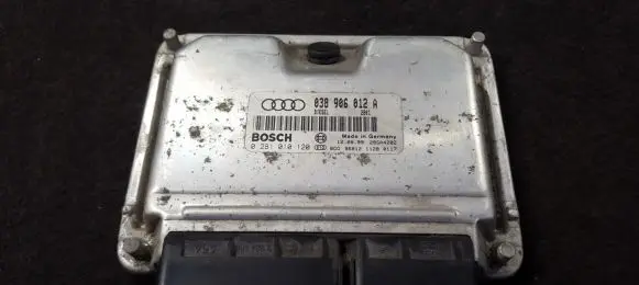 Audi A3 S3 8L Engine control unit/module 28SA4202 038906021A