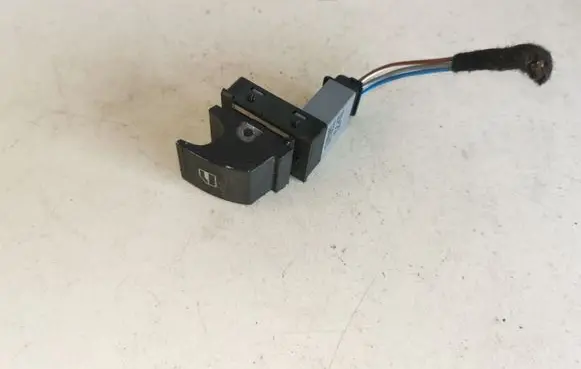 Volkswagen Golf V Electric window control switch 1F0959855