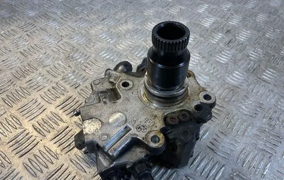 Mercedes-Benz B W246 W242 Fuel injection high pressure pump A6510701201 28297640 0500725MEE