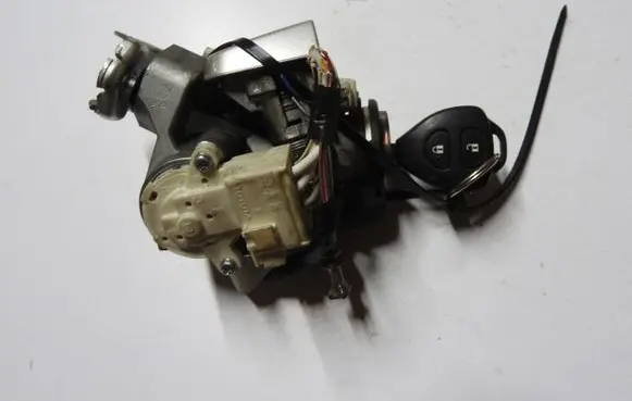 Toyota Auris 150 Ignition lock 4545654f3ff
