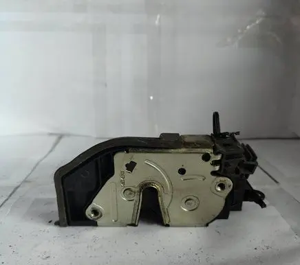 Front door lock