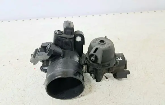 Volvo V50 Throttle valve 