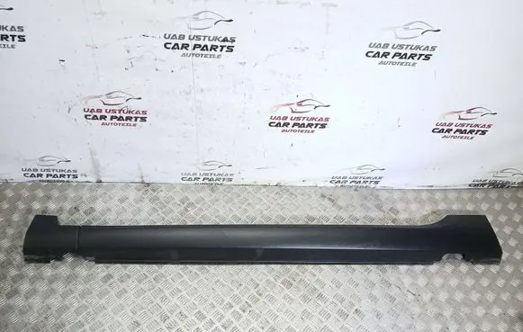 Peugeot 2008 I Sill 82018Z03