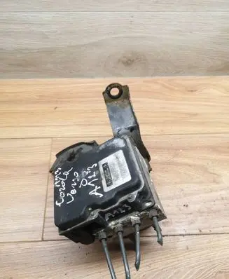 Toyota Corolla Verso AR10 ABS Pump 445400F020