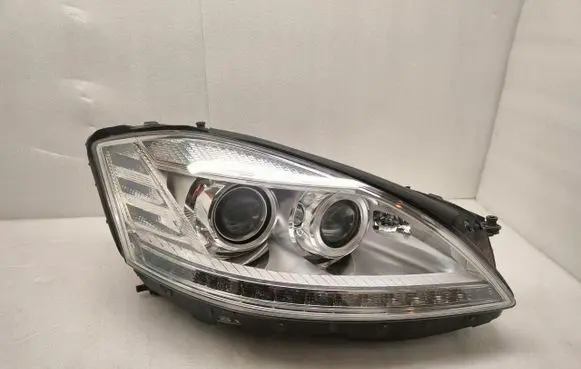 Mercedes-Benz S W221 Headlight/headlamp