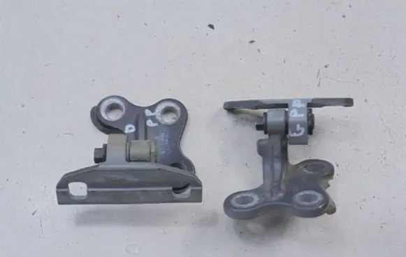 Front door hinge set